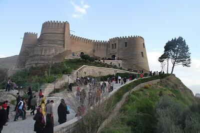 بازدید بیش از ۱۹ هزار گردشگر از قلعه «فلک‌الافلاک» لرستان