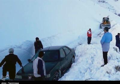 برف بهاری در گردنه ژالانه اورامان کردستان+فیلم - تسنیم