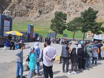 بازدید ۶۰۰ هزار گردشگر از جاذبه‌های کرمانشاه/ ۶۴ هزار مسافر نوروزی اسکان یافتند