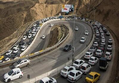 ترافیک فوق سنگین از محور کندوان به سمت تهران -کرج | اقتصاد24