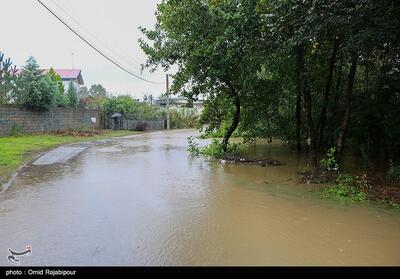رانش زمین و طغیان رودخانه‌ها در شهرستان سمیرم - تسنیم