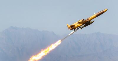 (عکس) کرار، پهباد ایرانی؛ یک پرنده با چندین مأموریت