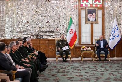 تصاویر: دیدار نوروزی قالیباف و وزیر دفاع و رئیس سازمان انرژی اتمی