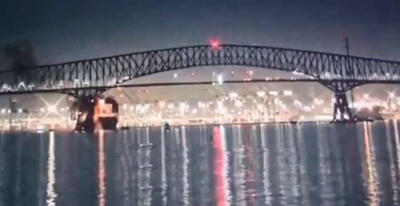 تصاویری وحشتناک از فرو ریختن یک پل پس از برخورد با کشتی