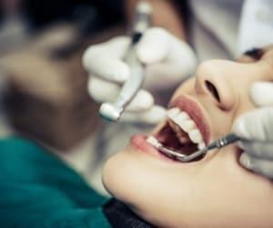 مشکلات دندانی مرتبط با افزایش سن