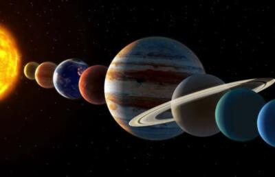 آیا ۸ سیاره منظومه شمسی در یک خط بوده‌اند؟