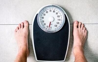 بهترین زمان برای وزن‌کردن چه وقتیست؟ | اقتصاد24