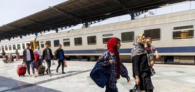 تصاویر| ایستگاه راه‌آهن اهواز در تعطیلات نوروز