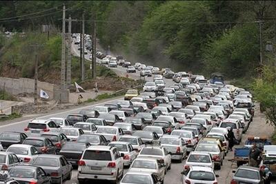 ترافیک سنگین در بالای مرزن‌آباد / فعلا جاده چالوس دوطرفه است