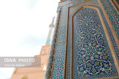 مسجدی با بلندترین مناره‌ها در قلب یزد