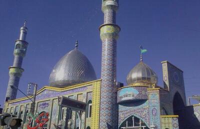 خوی، شهر هزار مسجد