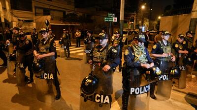 رسوایی ساعت‌های گران‌قیمت باعث یورش پلیس به منزل رییس جمهور پرو شد | خبرگزاری بین المللی شفقنا