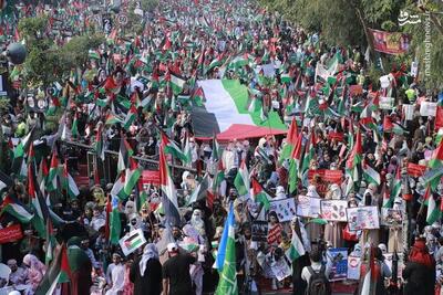 فیلم/ تظاهرات ده‌ها هزار نفری مردم پاکستان