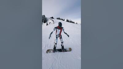 ربات حیرت انگیز اسکی باز تسلا (فیلم)