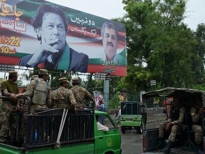 بازی تاج‌وتخت؛ کودتای نرم ارتش پاکستان چگونه رقم خورد؟