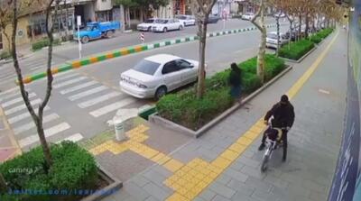 ویدیو / سرقت مانیتور خودرو در مشهد در ۳۰ ثانیه