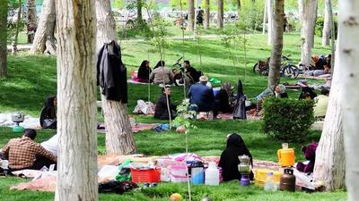 بوستانهای تهران آماده روز طبیعت | مختاری: بهتر است مردم بعد از افطار مراجعه کنند