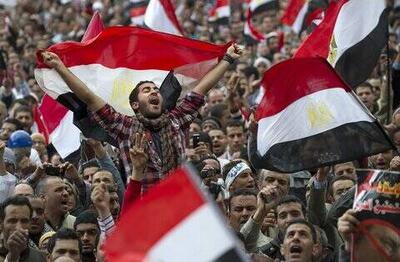چرا در مصر انقلاب نمی‌شود ؟!