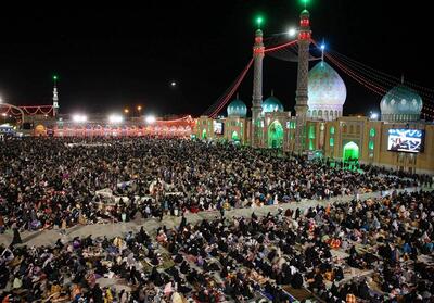 تصاویر هوایی از شکوه مراسم شب قدر در مسجد جمکران- فیلم دفاتر استانی تسنیم | Tasnim