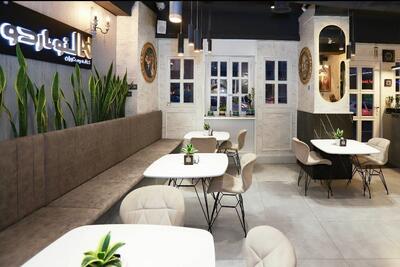 کافه رستوران لئوناردو با فضای باز دلشنین