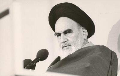 نظر امام خمینی درباره امر به معروف و نهی از منکر چه بود؟