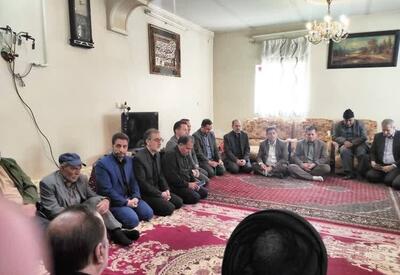 حضور فرماندار بروجرد در منزل شهید «سید علی صالحی روزبهانی»