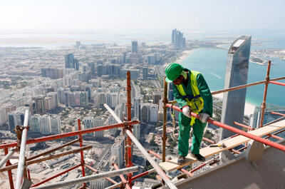 تغییر غافلگیرکننده در رشد اقتصادی امارات؛ پای نفت در میان است