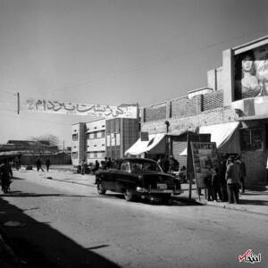 عکس/ بهمن ۱۳۳۷؛ گوژپشت نوتردام در سینما آبادان
