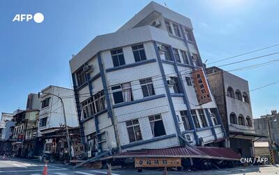تصاویر باورنکردنی از خانه‌های کج شده در زلزله امروز!