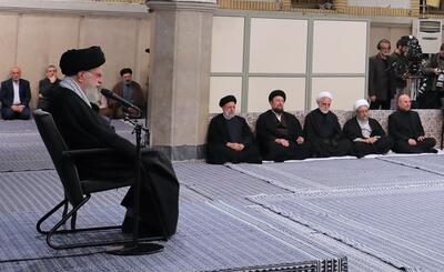 عکس متفاوت مجتبی خامنه‌ای در جلسه امروز مسئولان نظام با رهبر انقلاب