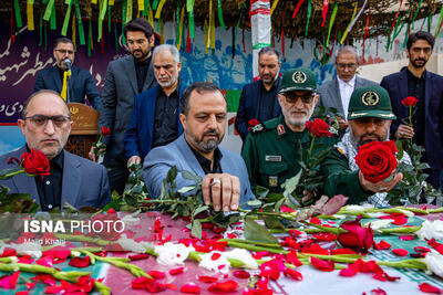 تصاویر: تشییع و خاکسپاری پیکر شهید گمنام در وزارت امور اقتصادی و دارایی