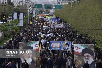 حضور خانواده بزرگ خادمیاران‌ رضوی استان تهران در راهپیمایی‌ روز جهانی قدس