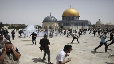 حمله اسرائیل با گاز اشک‌آور به تجمع نمازگزاران در مسجد الاقصی