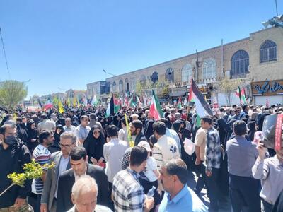 برگزاری پرشور راهپیمایی روز جهانی قدس و تشییع شهدای مدافع امنیت در یزد