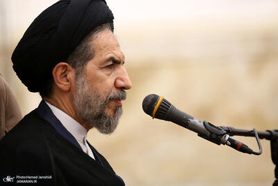 امام جمعه موقت تهران: ایران برای پاسخ به اسرائیل، با حوصله و دقت عمل می کند