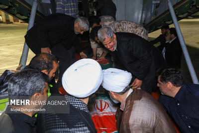 استقبال از پیکرهای مطهر سه شهید حادثه تروریستی راسک در یزد