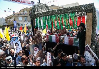 تشییع شهید محسن صداقت در راهپیمایی روز قدس - قم- عکس خبری تسنیم | Tasnim