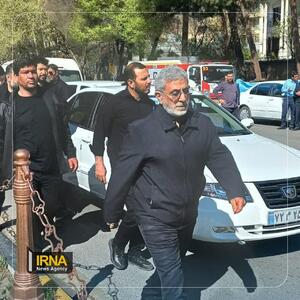 عکس/حضور سردار قاآنی در مراسم تشییع سردار زاهدی در اصفهان | اقتصاد24