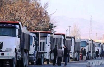 انجمن‌های صنفی کامیونداران: افغانستان با قلدری تردد ناوگان ایرانی را محدود کرده