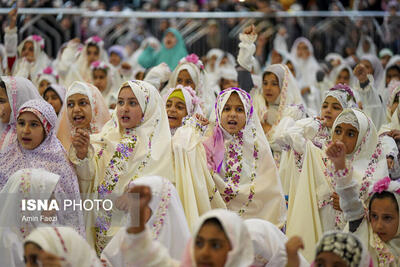 تصاویر: جشن بزرگ دختران روزه‌ اولی در حرم مطهر حضرت شاهچراغ (ع)