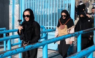 پوشش گردشگران زن خارجی در حکومت طالبان
