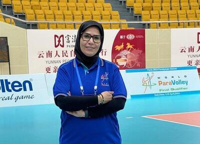 قضاوت بانوی ایرانی در رقابت‌های والیبال نشسته چین