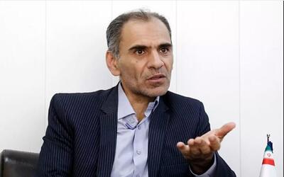 کامران ندری، اقتصاددان: این وزیر اقتصاد را بردارند،ممکن است فرد ضعیفتری بگذارند/ دولت نمی تواند نوسانات قیمت ارز و طلا را کنترل کند
