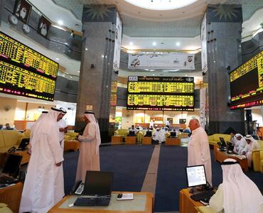 شیخ اماراتی که صاحب یکی از جذاب‌ترین بازارهای سهام جهان است