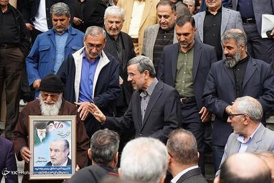 (تصاویر) تشییع پیکر حمید بهبهانی، وزیر کار دولت احمدی‌نژاد