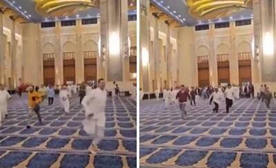 (ویدئو) دویدن نمازگزاران برای ایستادن در صف اول مسجد