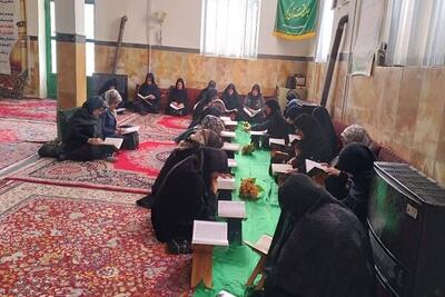 برگزاری ختم قرآن با محوریت طرح مسطورا توسط هیأتی‌ها در مسجد شیراز