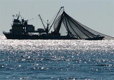 ممنوعیت صید محاصره ای ماهیان تجاری در آب های ساحلی