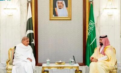 دیدار ولیعهد عربستان و نخست‌وزیر پاکستان
