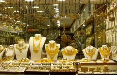 خرید طلای نو از سبد مردم حذف شده است/ استقبال از طلای آب شده در شیراز